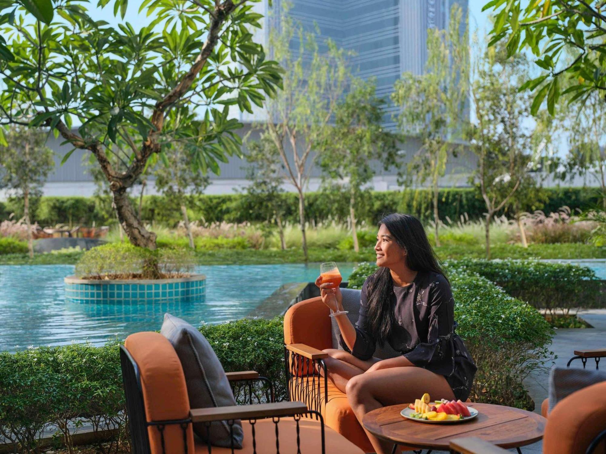 Swissotel Jakarta Pik Avenue Luaran gambar