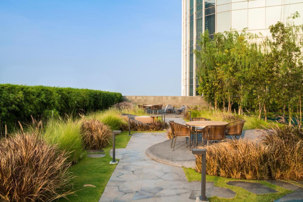 Swissotel Jakarta Pik Avenue Luaran gambar